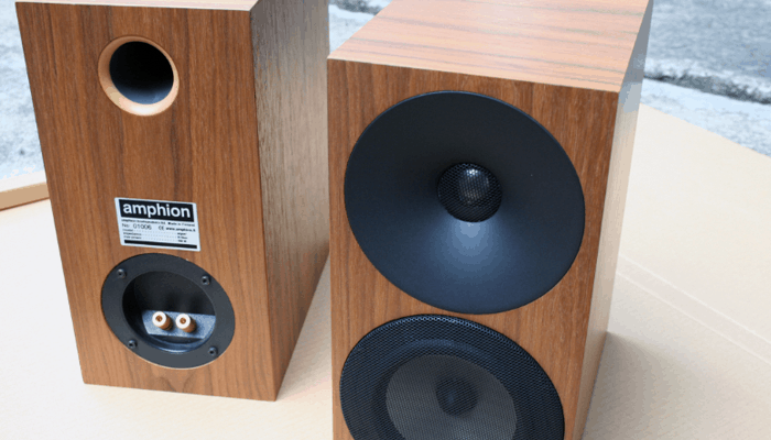 bookshelf speakers